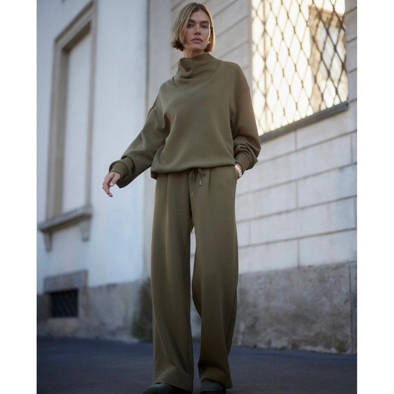 Extra Wide Pant | military olive