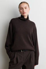 Alpha T Neck Knit