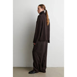 Alpha T Neck Knit