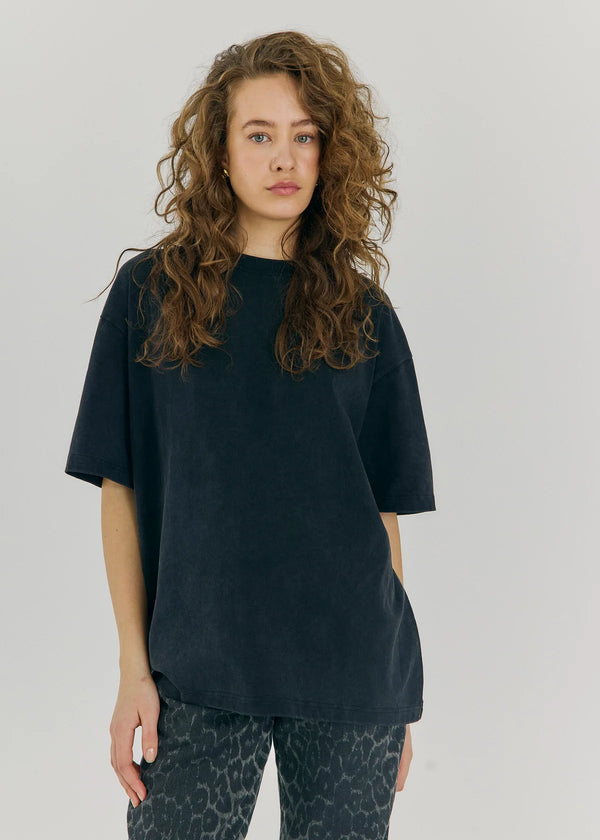 Scottie Tee | Black Wash